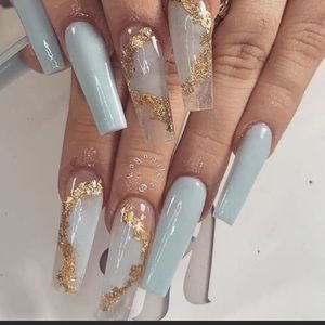 Meet your Posher, Paris